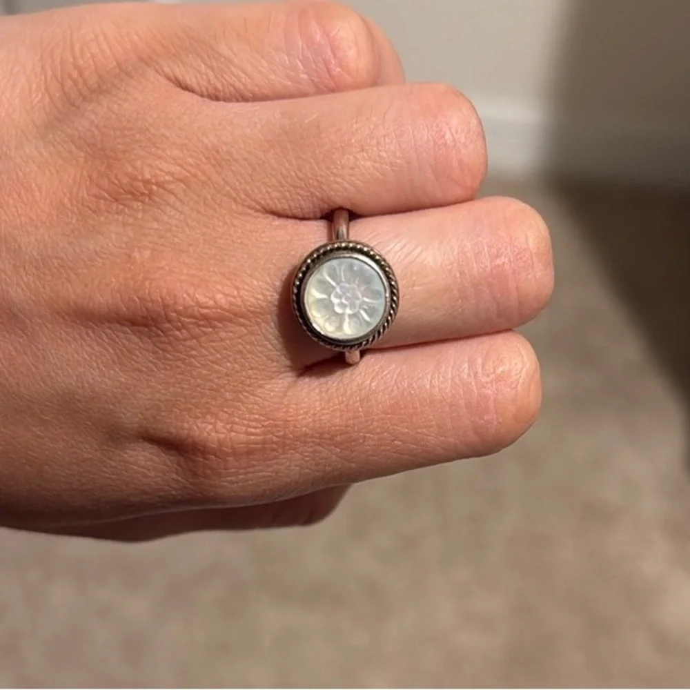 Pandora Silver and Gold Solitaire Ring - Picture 3 of 4
